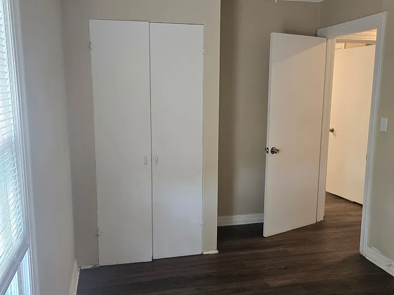 106 NE Bell Dr — Photo 8