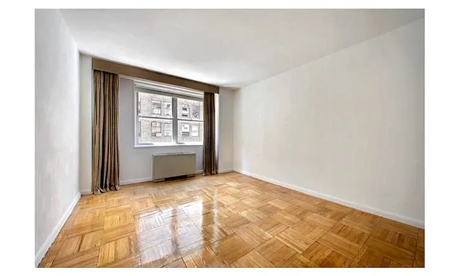 Rented by Bizzarro Agency | media 11