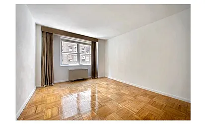 Rented by Bizzarro Agency