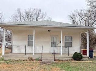 1017 E 14th St, Pittsburg, KS 66762