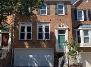 1792 Dawson St, Vienna, VA 22182