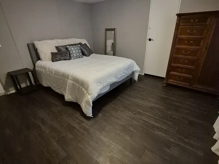 11550 NE 83rd Pl #2 — Photo 8