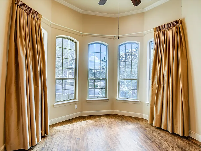 4216 Myrtle Beach Dr — Photo 12