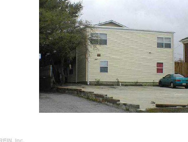 1st image of 1131 Hullview Ave #B
