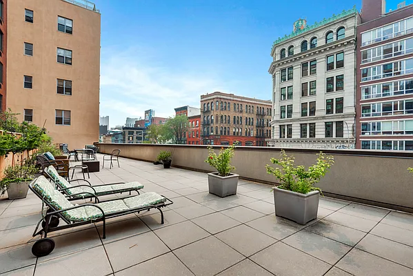 Sold by Compass | media 6