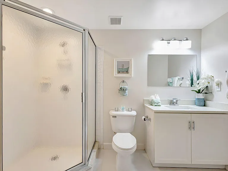 800 Uno Lago Dr #302 — Photo 35