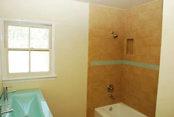 5338 1/2 Ben Ave #5338-1/2 — Photo 2