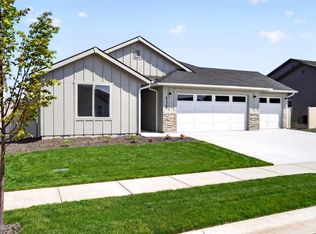 8322 E Cool River Loop, Nampa, ID 83687