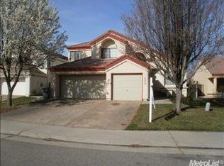 4905 Efthemia Way, Elk Grove, CA 95758