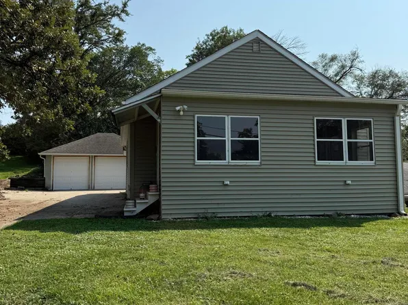 523 Elliott St, Council Bluffs, IA 51503