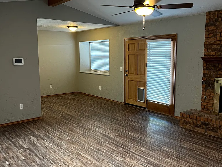 Simpson Dr — Photo 16