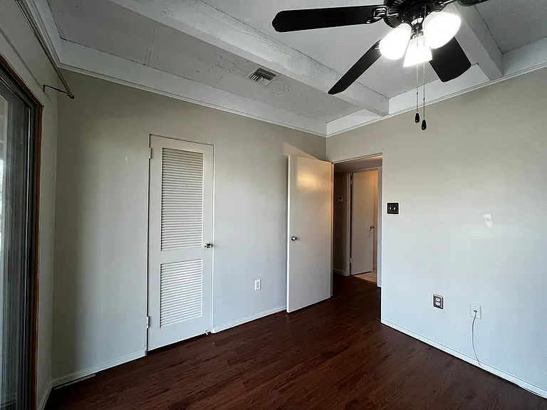 1008 S College Rd #203 — Photo 11