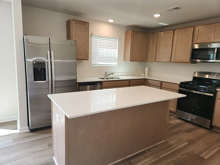 304 Paratrooper Ln — Photo 9