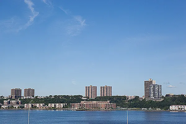 Sold by BLU Real Estate | media 6