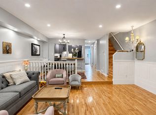 3938 Indian River Dr, North Vancouver, BC V7G 2G9