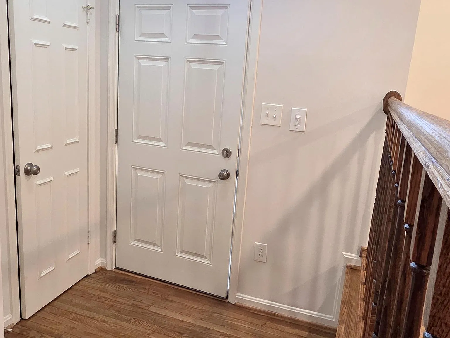 3 bed, 3.5 bath, 1952 sqft, $3,800 — Photo 2