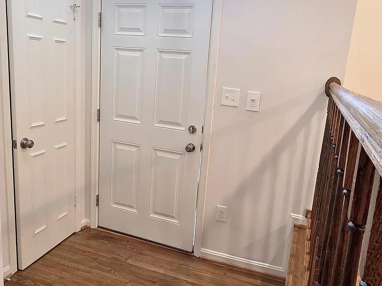 10617 Pine Haven Ter — Photo 2