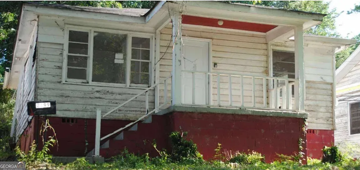 2199 Wingate St SW photo 1