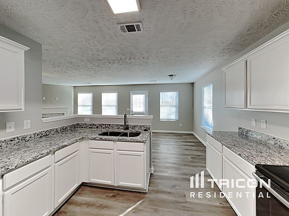 5th image of 718 Elderberry Way