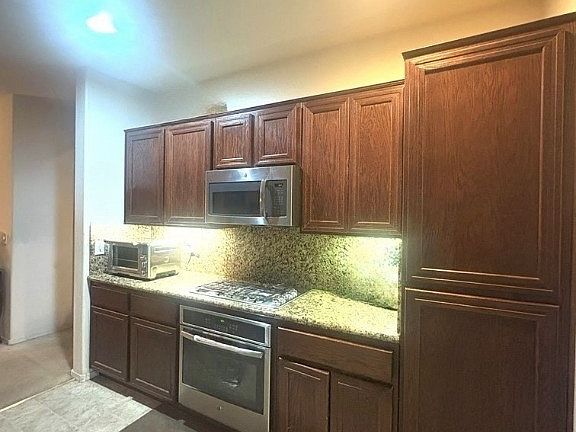 4th image of 2984 Yellow Springs Ct