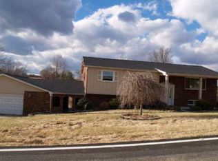 3009 Crestview Dr, Catlettsburg, KY 41129