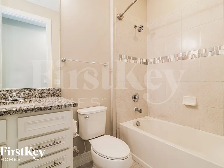 3521 E Hampton Cir — Photo 13