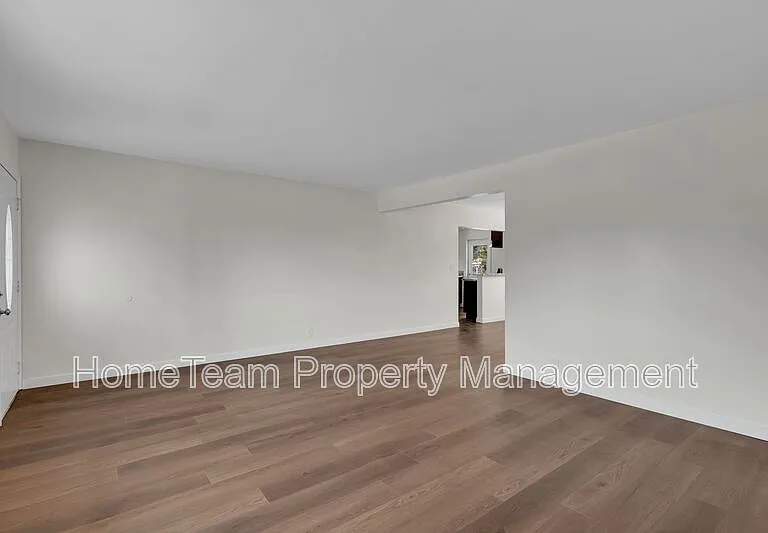 4366 Hilltop Dr — Photo 18