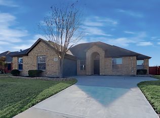 533 Branchwood Dr, Midlothian, TX 76065