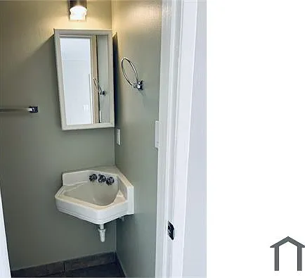 2125 92nd Ave #111 — Photo 10