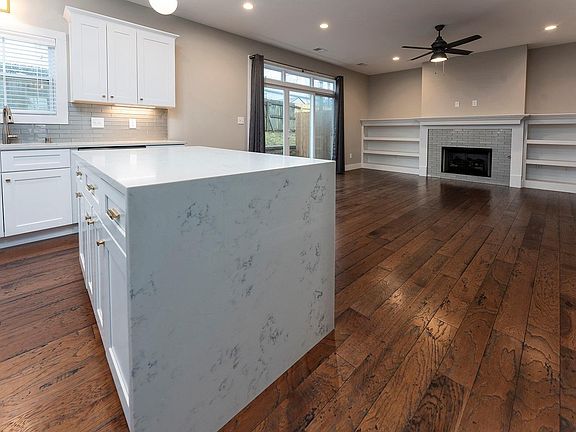5th image of 3750 Kings Glen Park