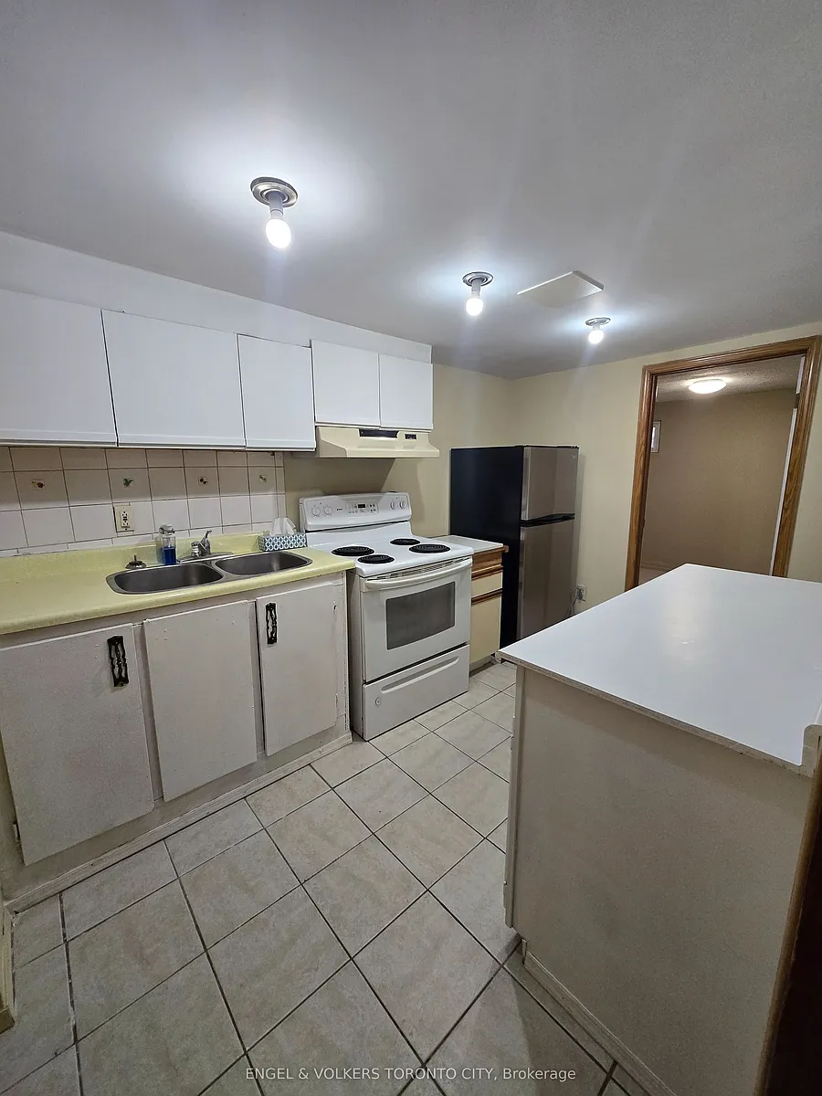 Building Photo - 14 Richardson Dr #B