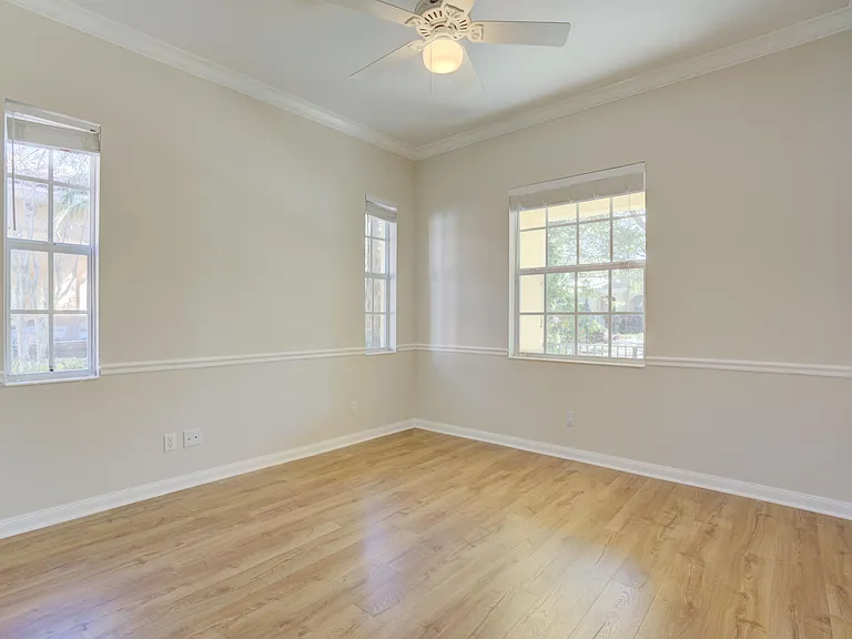 256 San Remo Dr — Photo 9