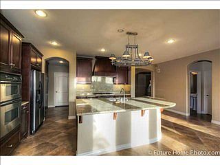 5th image of 812 Middle Fork Pl