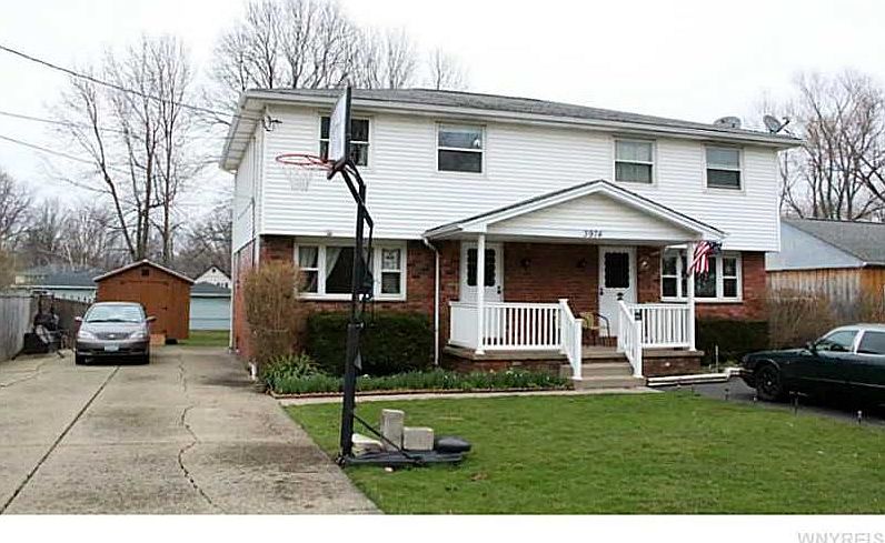 1st image of 3974 Grant Ave