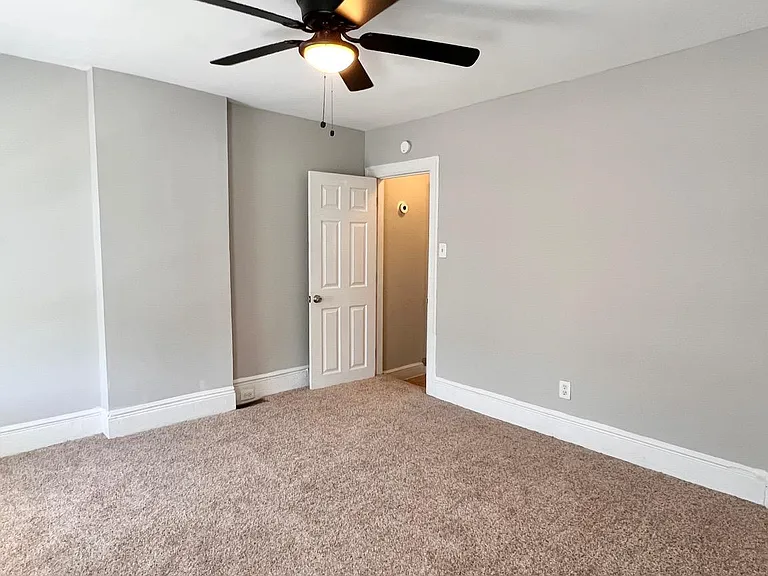 1029 Lancaster Ave — Photo 17