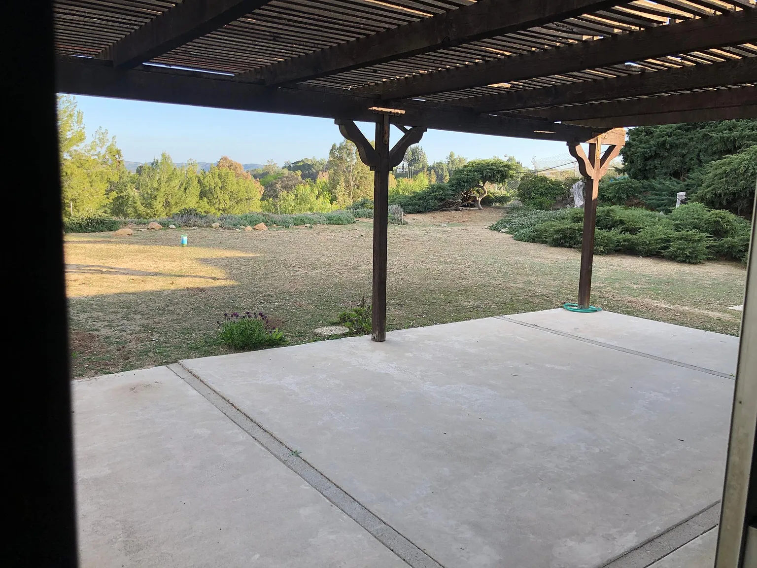4 bed, 2.5 bath, 2569 sqft, $6,000 — Photo 1