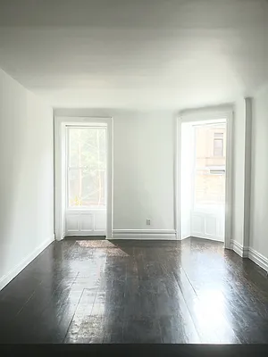 Rented by Compass | media 14