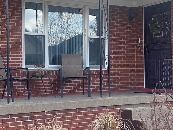 4th image of 1620 Franklin Ave