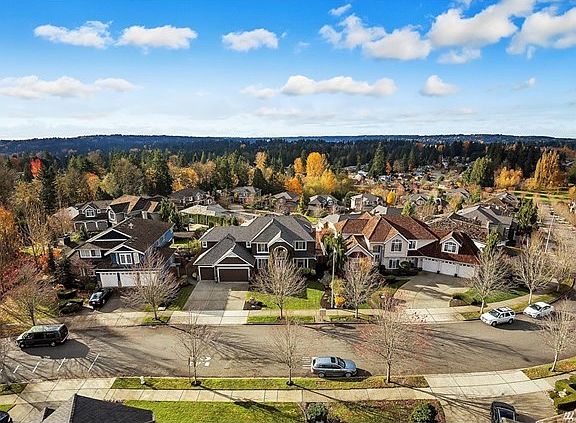 On a clear day, this SW view features the Olympic Mountain peaks.