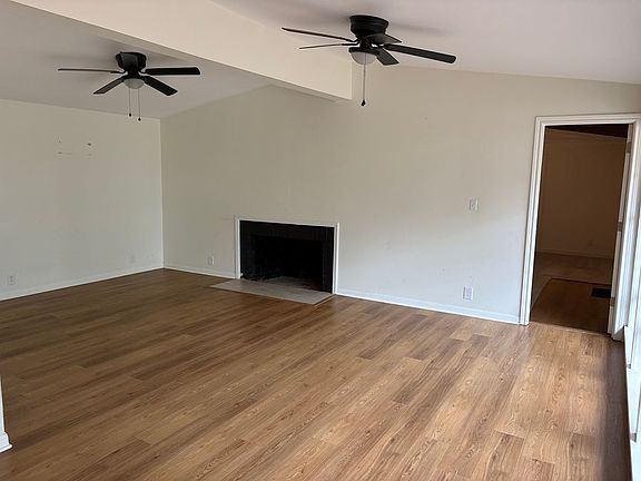 5th image of 505 Prince Ave