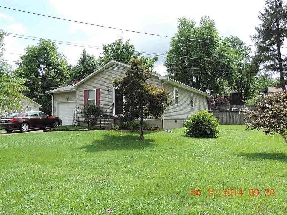 1st image of 1304 Primrose Ln