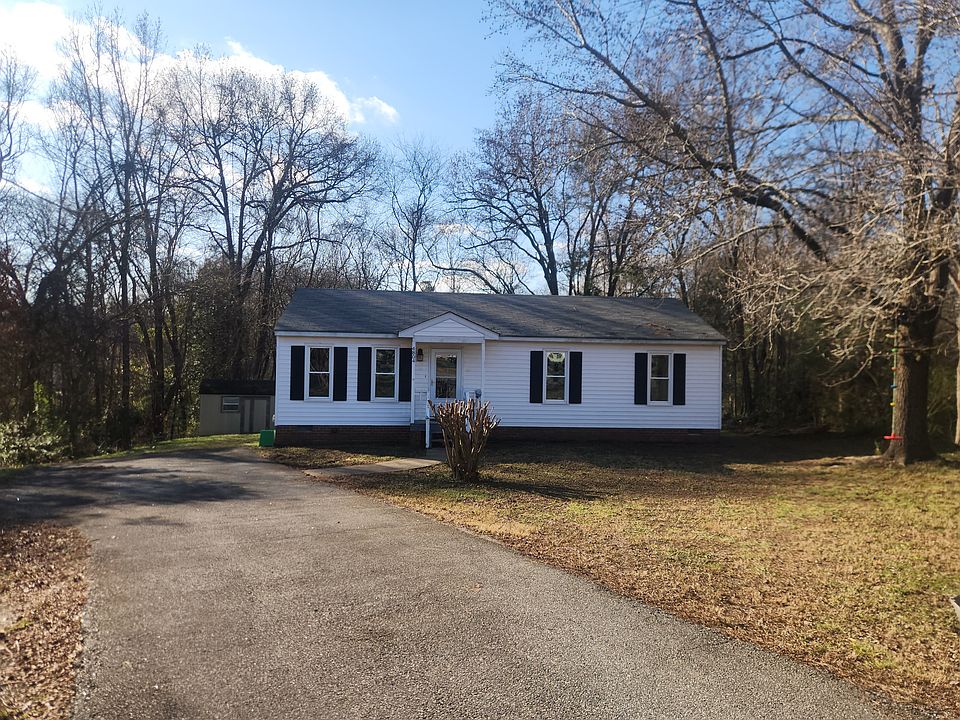 Charming White Manor on White Manor ct