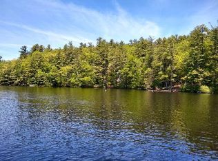 27 Spruce Ln, Naples, ME 04055