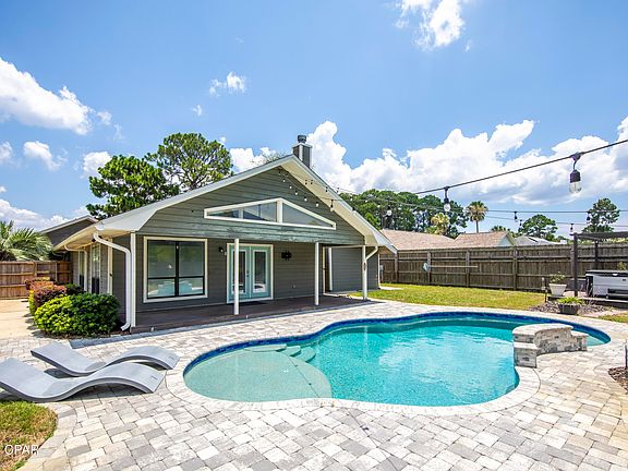2nd image of 215 Moonlight Bay Dr