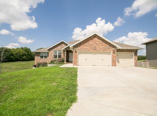 1307 W Undershot Ct, Ozark, MO 65721