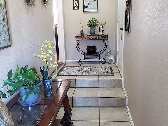 2nd image of 2473 Princeton Ave