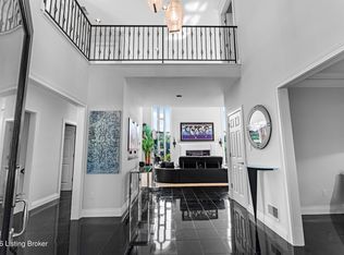 510 Crenshaw Ln, Fisherville, KY 40023