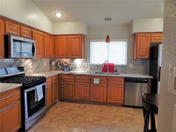 2nd image of 7845 Horsenettle St