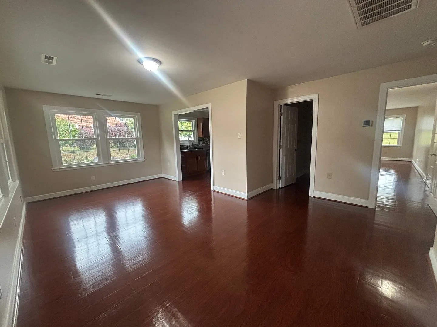 3 Bed 2 Bath Home in Radford Available NOW — Photo 3