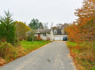 72 Summit St, Halifax, MA 02338